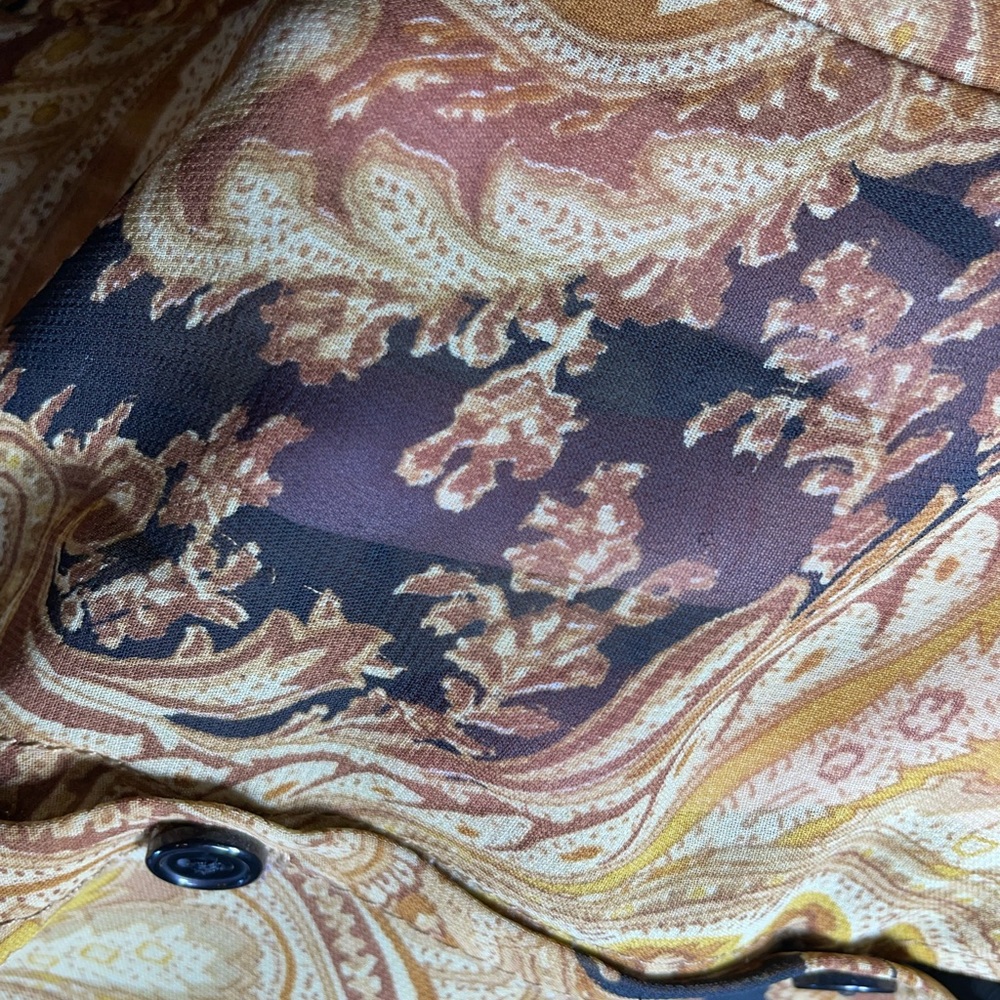 Sheer Gold and Black paisley button up top | Medium - Picture 4 of 9